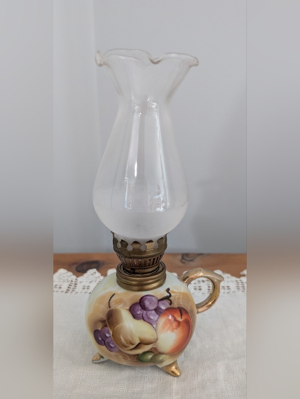 Vintage Enesco Fruit Pattern Tri-foot Oil Lamp, Made In Japan, E3117